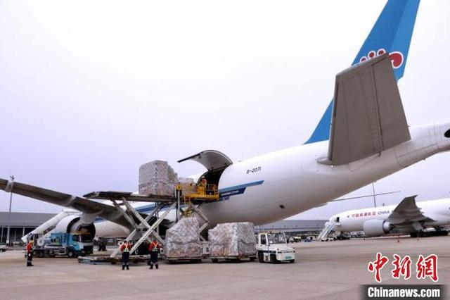 中国邮政购买9架厦航飞机,提速国际航空物流体系建设
