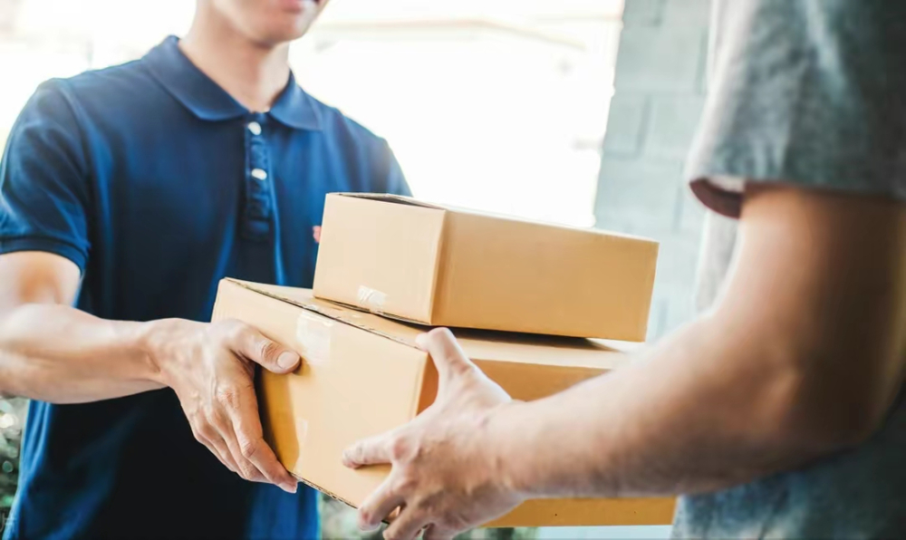 国际快递寄送国外的运费-影响因素与费用预估